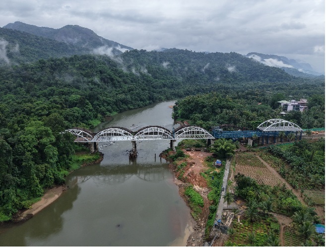 Precision tensioning and staging on the Kochi - Munnar Bow String Arch Bridge by Estructura